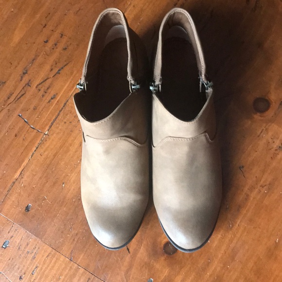 Ankle Boots - Picture 7 of 7